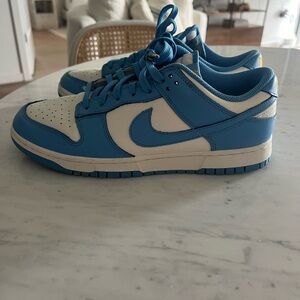 Women’s dunk 10.5 low coast